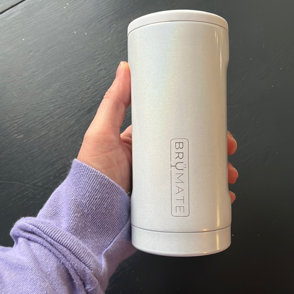 Brumate Seltzer Holder